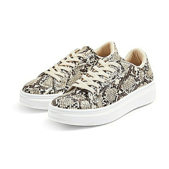 Topshop Shoes - Topshop Cuba Platform Sneaker NWOB